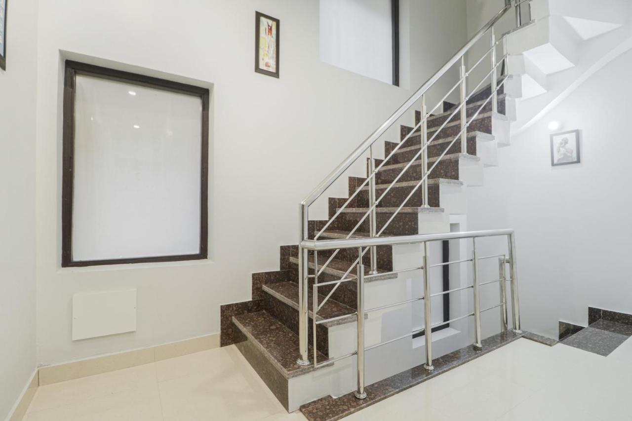 Oyo 85906 Hotel Noor Residency อัมริตสา ภายนอก รูปภาพ