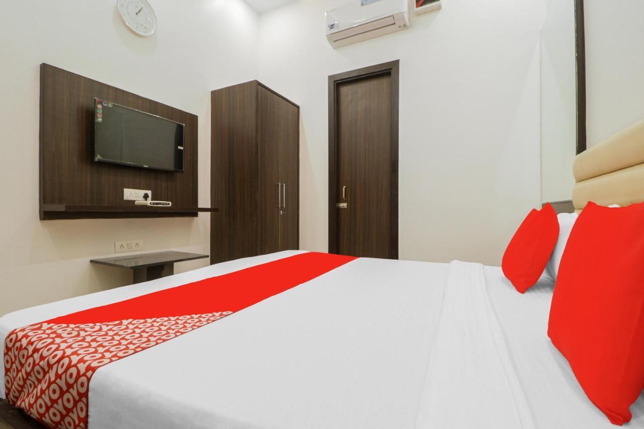 Oyo 85906 Hotel Noor Residency อัมริตสา ภายนอก รูปภาพ